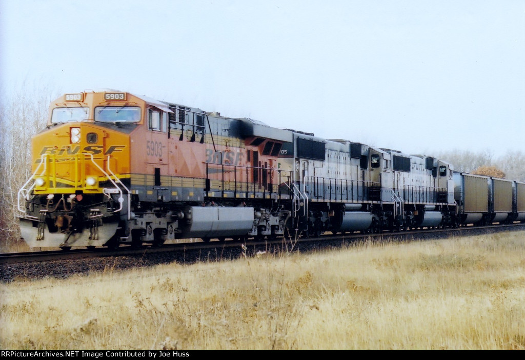 BNSF 5903 East